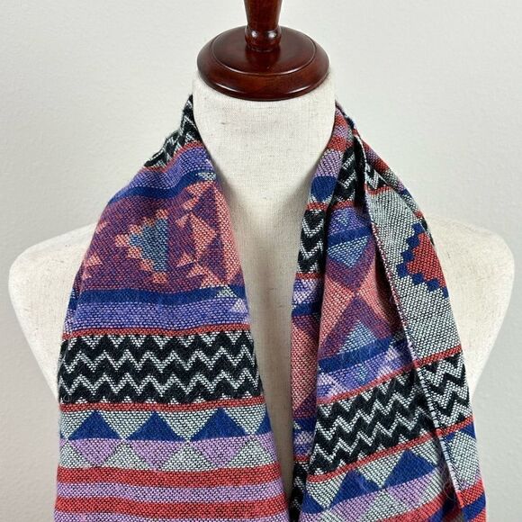 EUC BP. Women’s Scarf - Picture 2 of 7